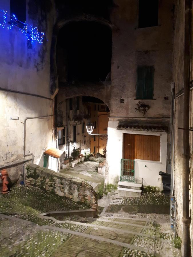 Апартаменты Casa Atena Centro Storico Санремо Экстерьер фото